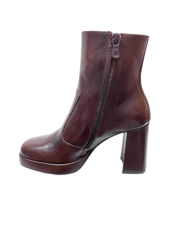 tronchetti donna pelle nero giardini art.i410907d412 delavato beige