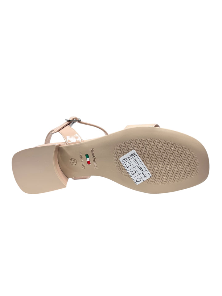 sandalo donna in pelle cipria