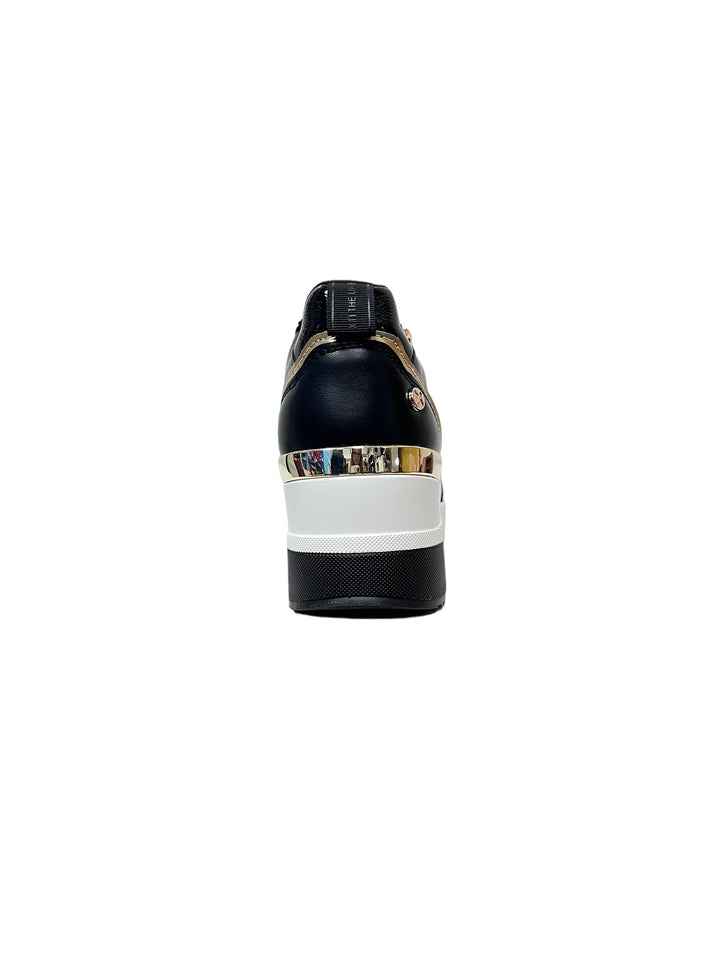 sneakers con zeppa donna vegan xti art. 14228802 nero