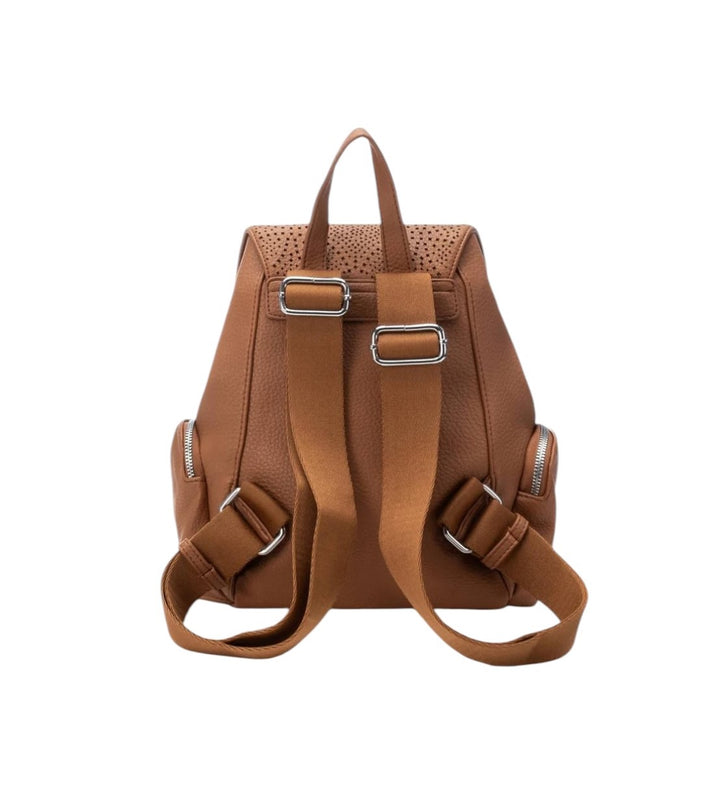 184395CAMEL_3_P