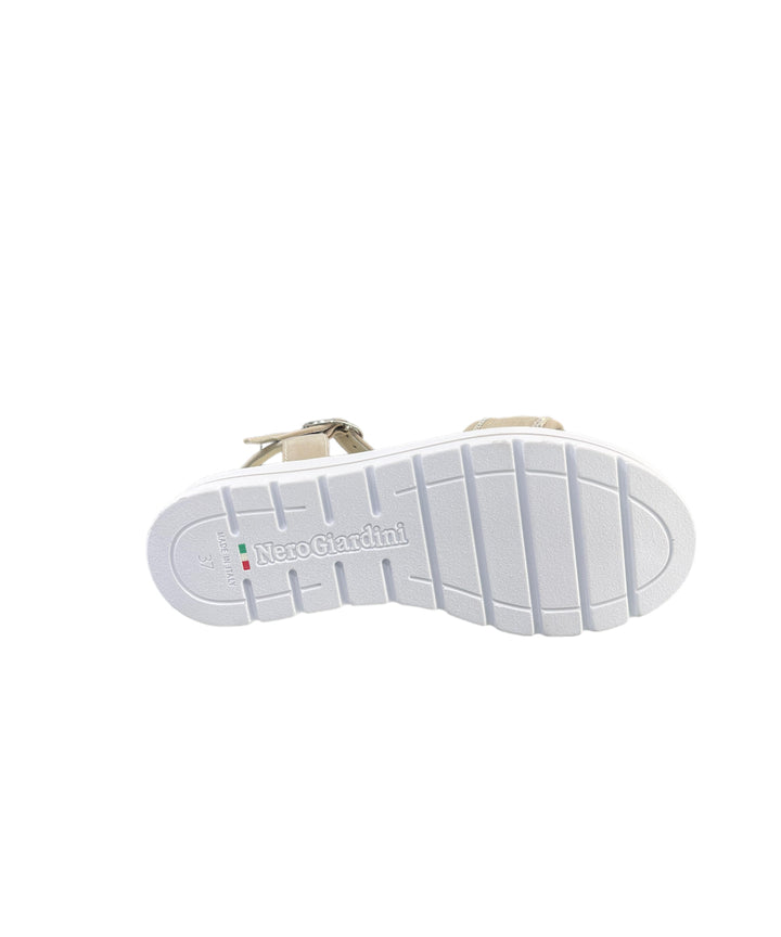 sandali donna pelle nerogiardini art. e307813d108 nebbia