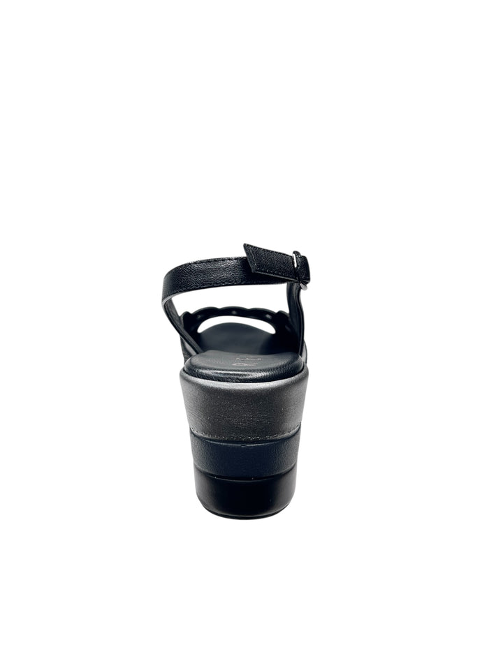 sandalo donna in pelle nero